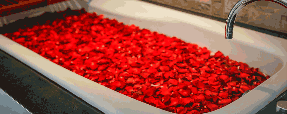Take Some Time for Yourself on Valentine’s Day With a Relaxing Bath